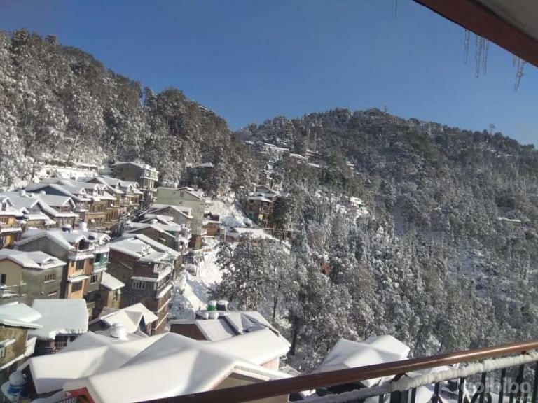 Hotel Basera Dalhousie Exteriör bild