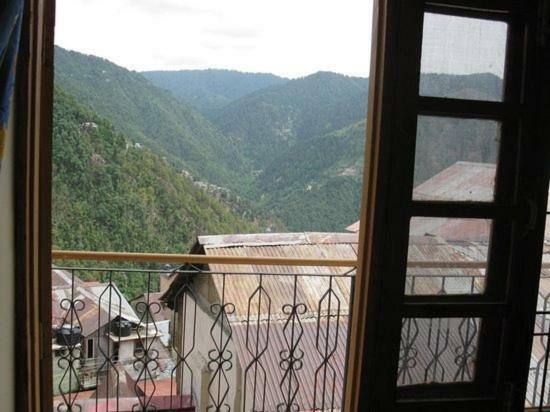 Hotel Basera Dalhousie Exteriör bild